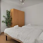 Apartamento En El Centro De San Pedro Alcantara - La Libertad 3 5 4